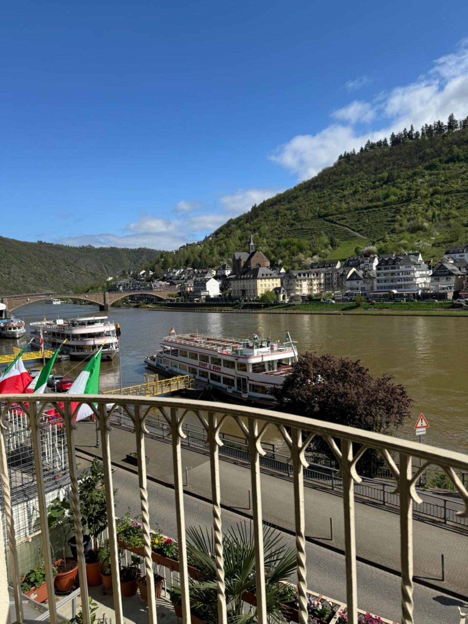Holiday Apartment Mit Moselblick Im Moselhaus Cochem Dış mekan fotoğraf