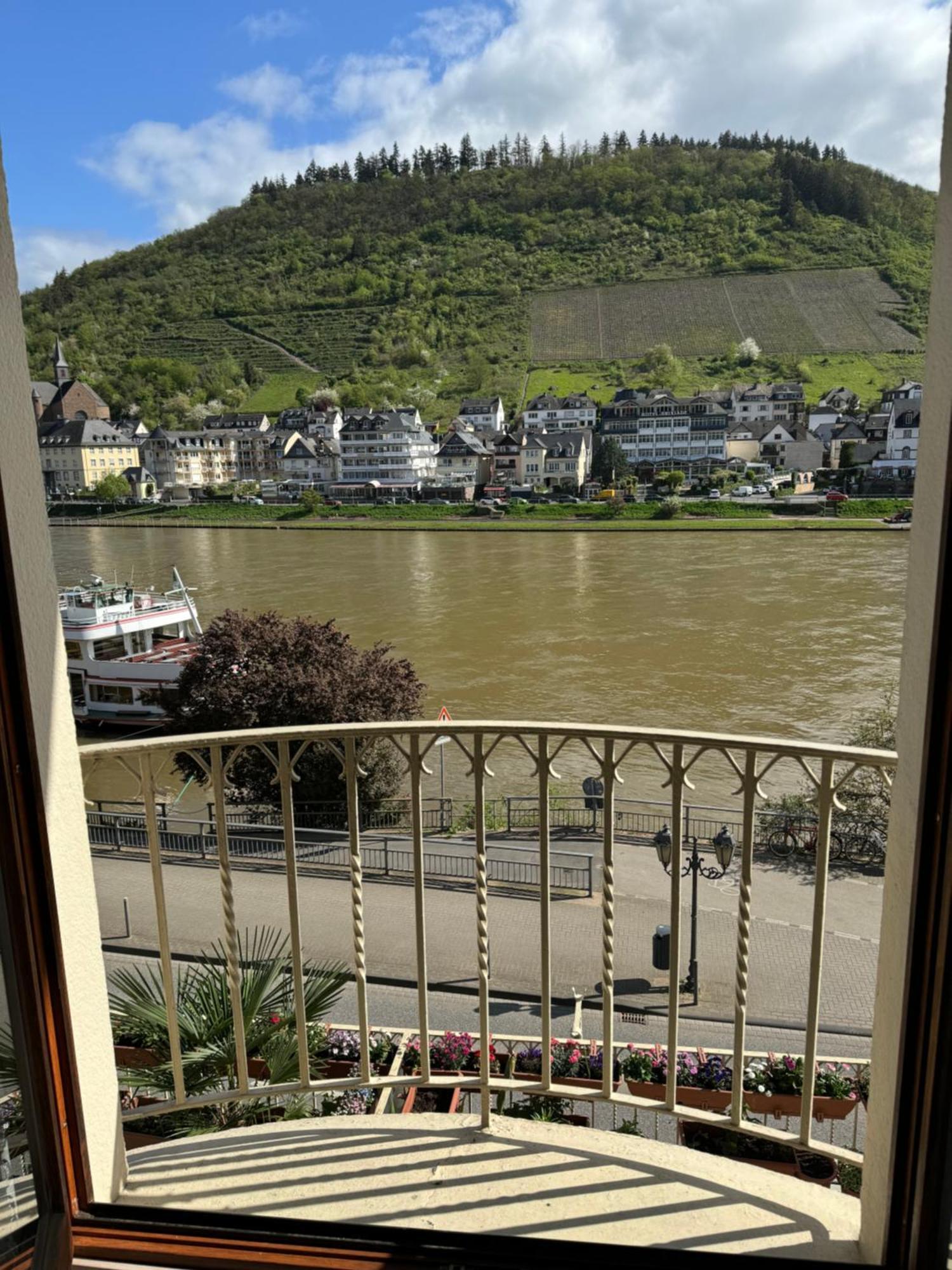 Holiday Apartment Mit Moselblick Im Moselhaus Cochem Dış mekan fotoğraf